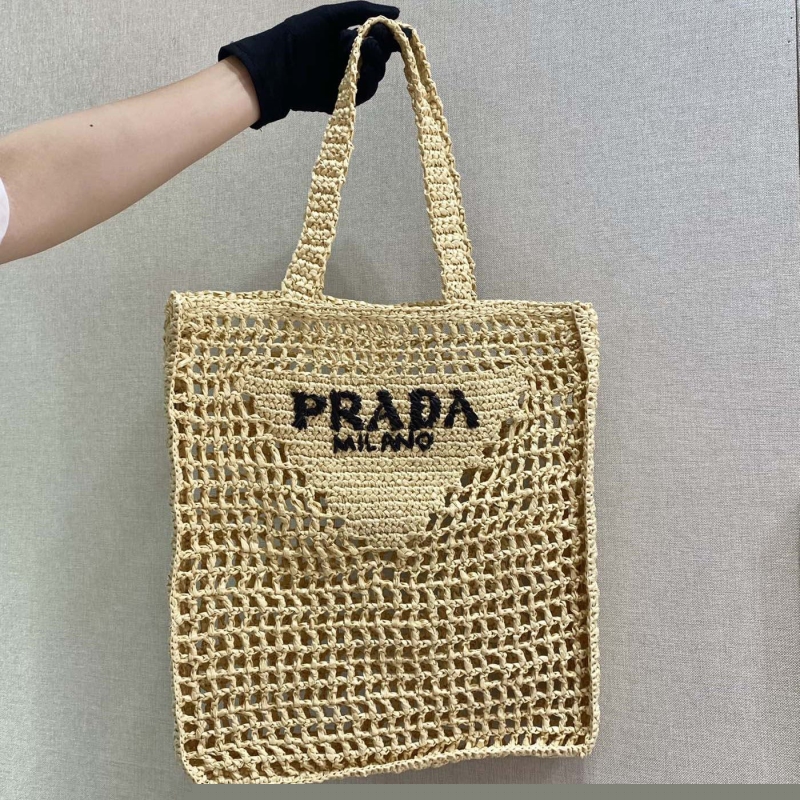 Pra*a shopping bags